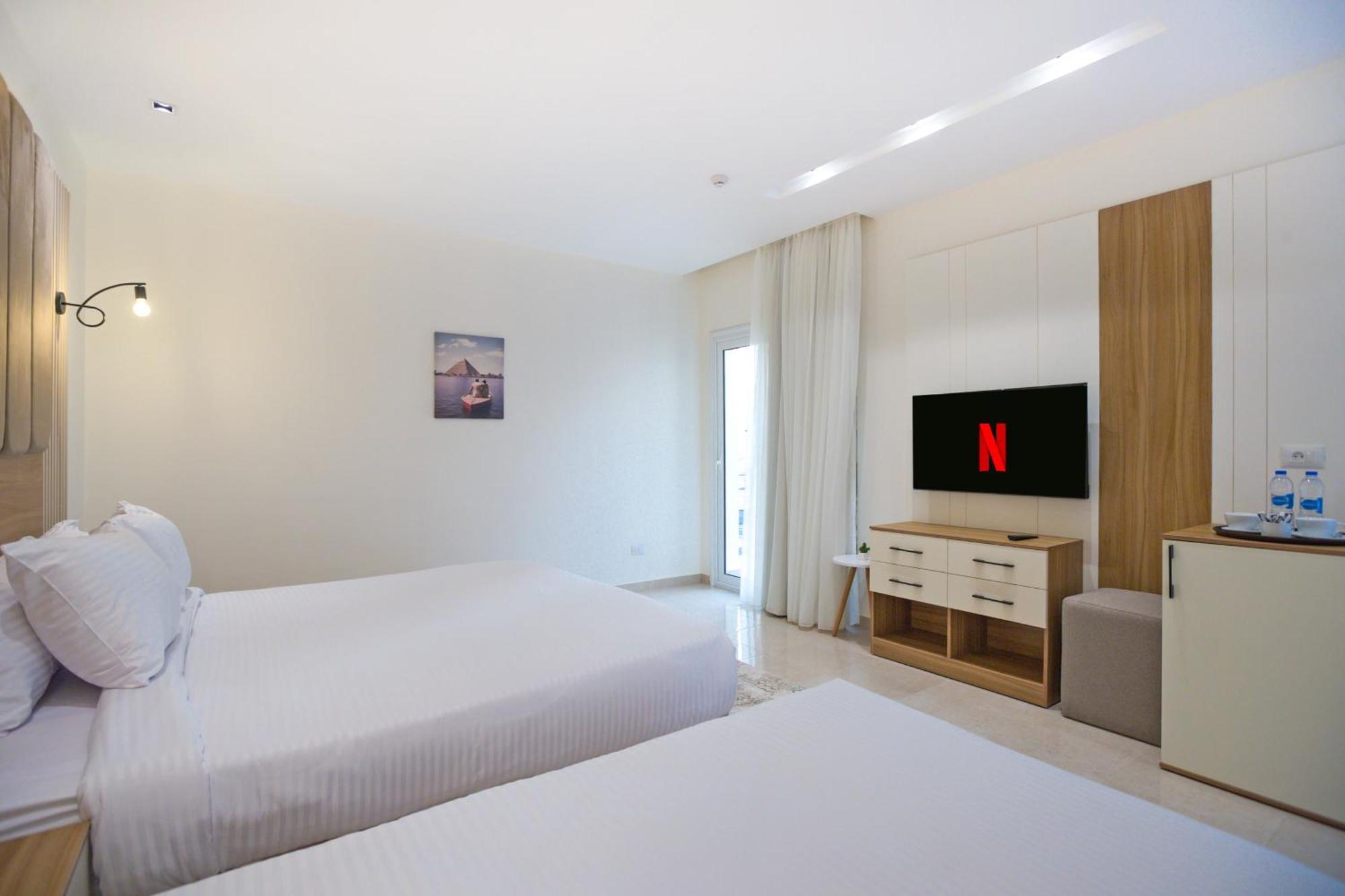Mazar Pyramids Hotel Kafret el-Gabal Extérieur photo